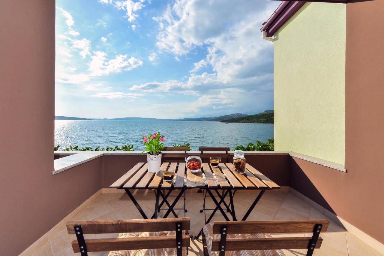 Apartmani Peric 1 Meka Draga โอเบรอควาซ ภายนอก รูปภาพ
